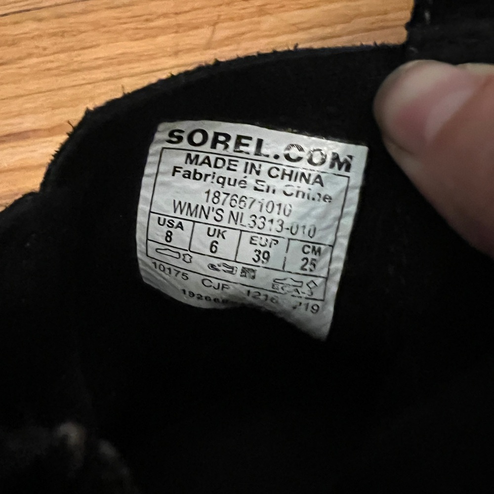 Sorel Suede Boots Black Women Size 8 Winter - Picture 7 of 7